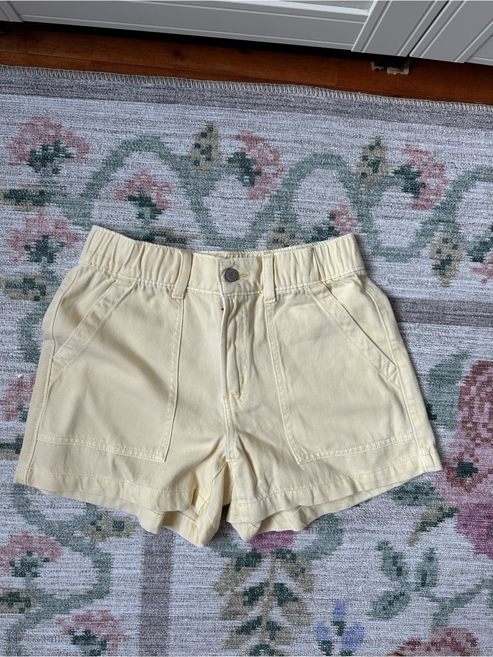 Casual High-Rise butter Yellow Women’s Shorts